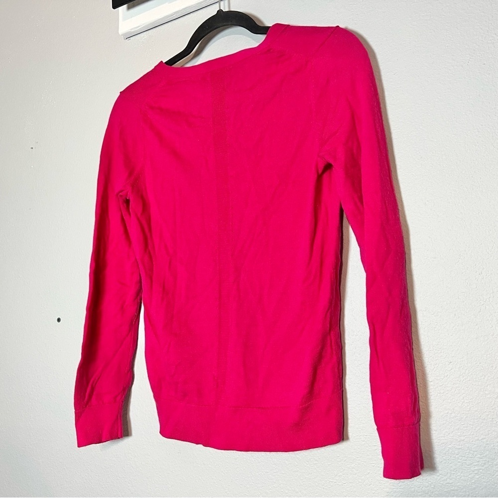 Banana Republic V-Neck Merino Wool Sweater Bright Hot Pink Size Small Womens - Picture 6 of 6